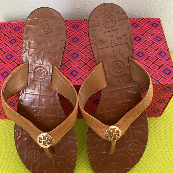 Tory Burch Classic Flip Flops/ Sandals - Picture 2 of 5